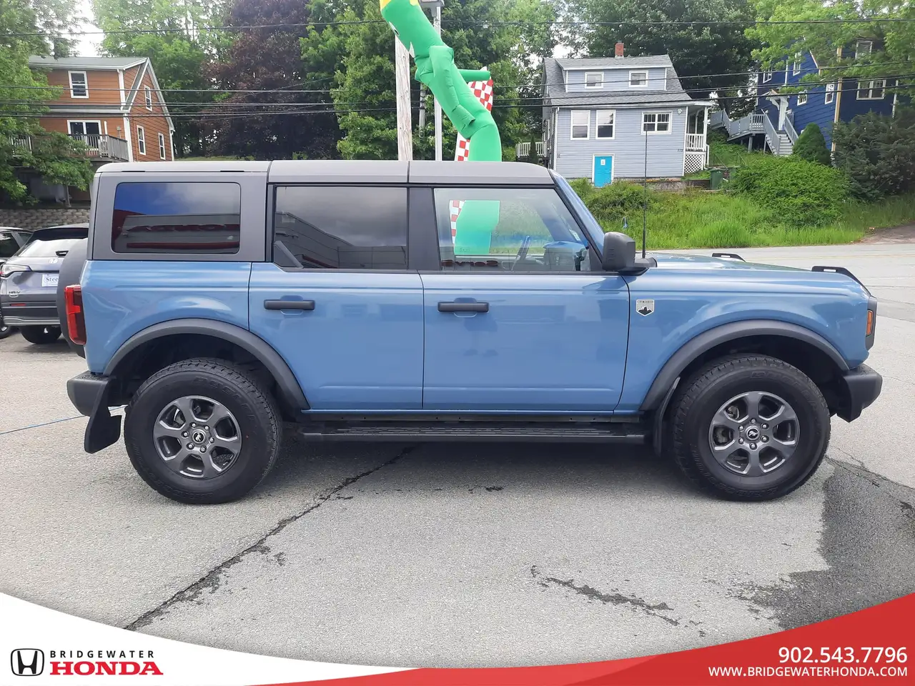 Ford Bronco photo Ford Bronco