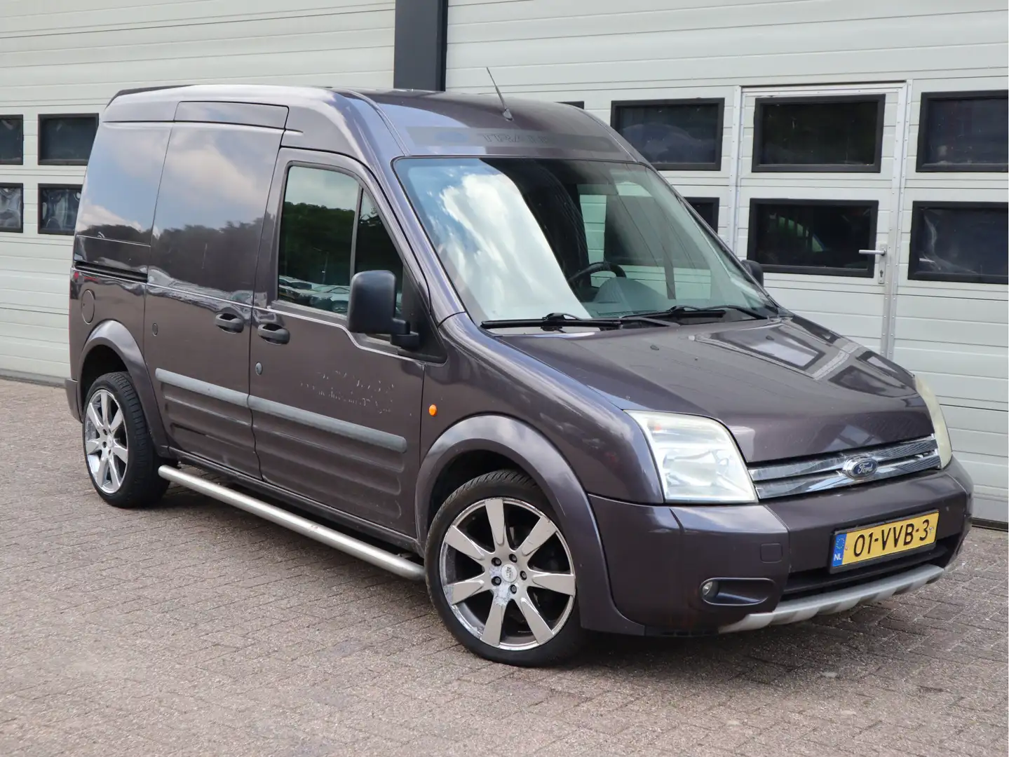 Ford Transit Connect 1.8 TDCi 111pk L1H2 - Airco - Trekhaak Grijs - 2