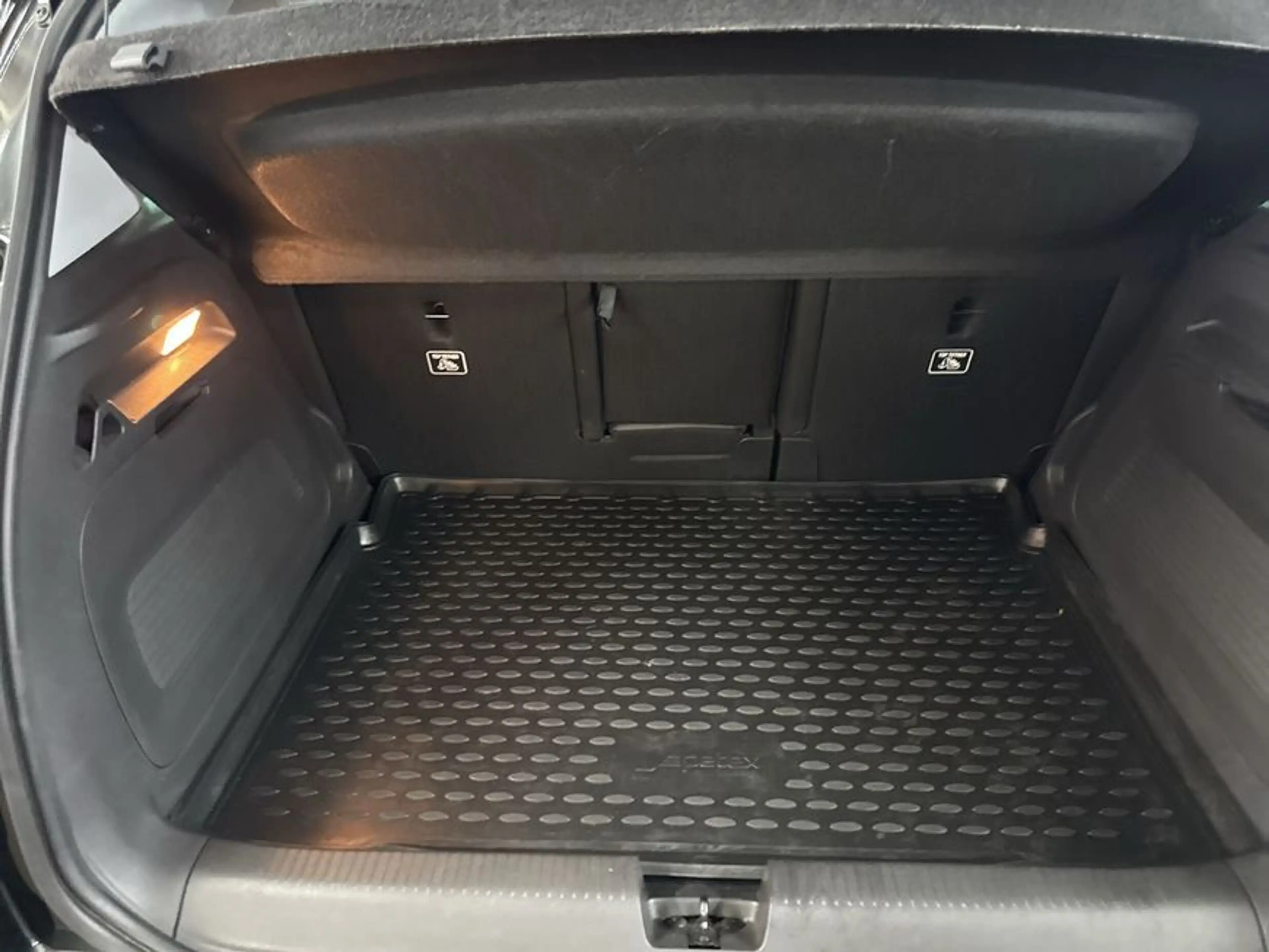 Opel Crossland Crossland 1.2 Automatik Elegance Paket — photo 8