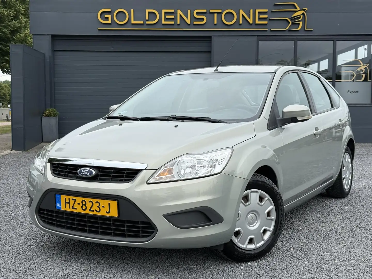 Ford Focus 1.6 Trend 1e Eigenaar,Airco,Trekhaak,Dealer Onderh Grijs - 1