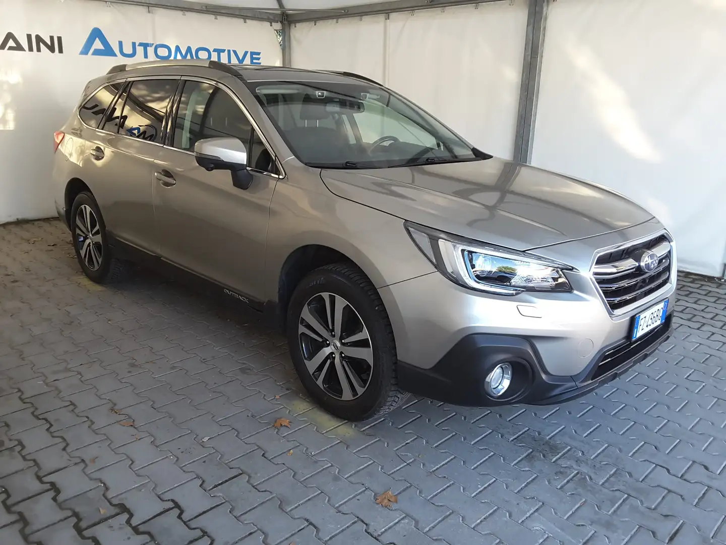 Subaru OUTBACK 2.5i CVT BIFUEL GPL Premium *GANCIO TRAINO* Bronzo - 2