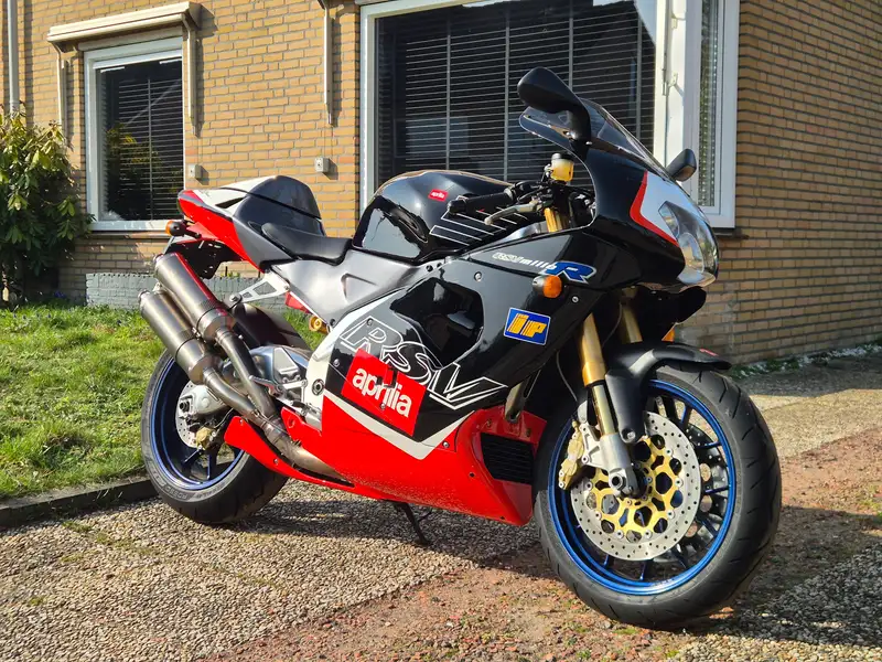 Aprilia RSV Mille - foto 2