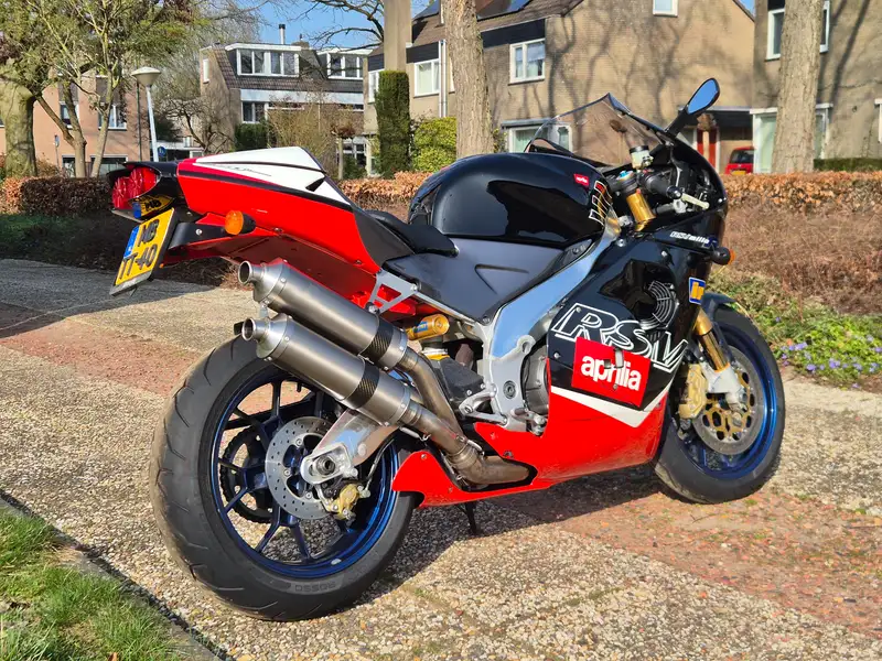 Aprilia RSV Mille - foto 3