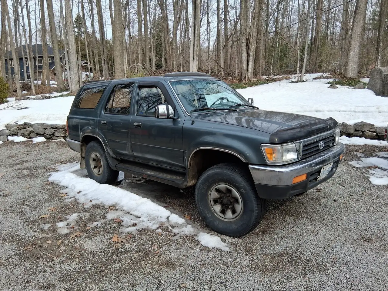 Toyota 4-Runner снимка Toyota 4-Runner
