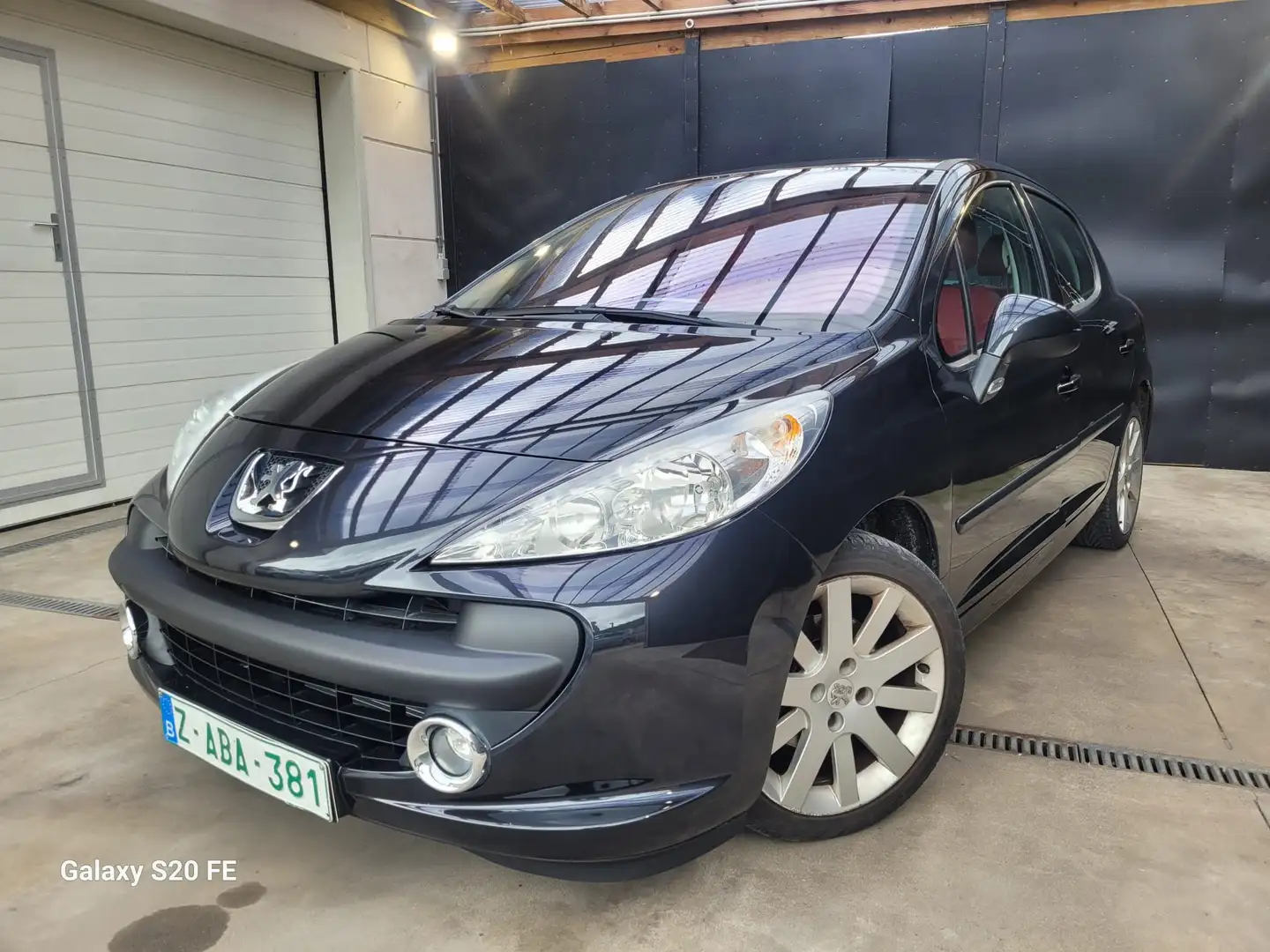 Peugeot 207 Noir - 2