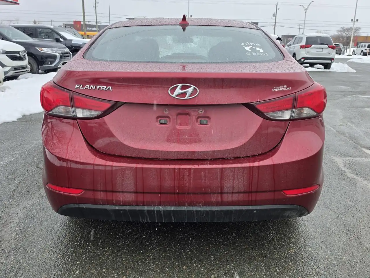 Hyundai ELANTRA снимка Hyundai ELANTRA