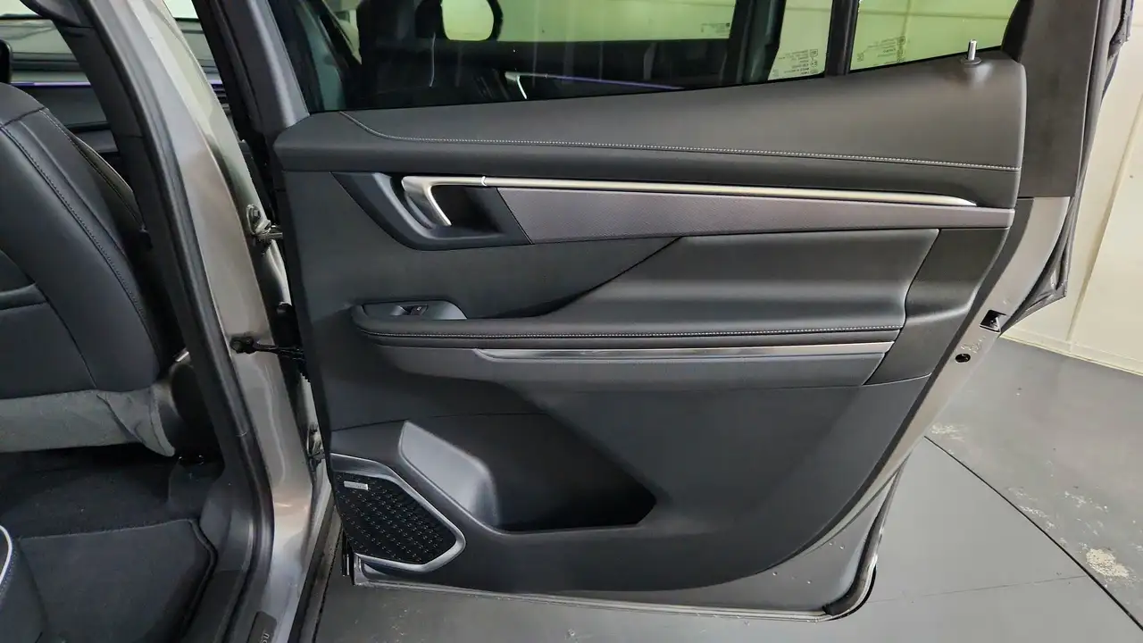 Buick Enclave снимка Buick Enclave