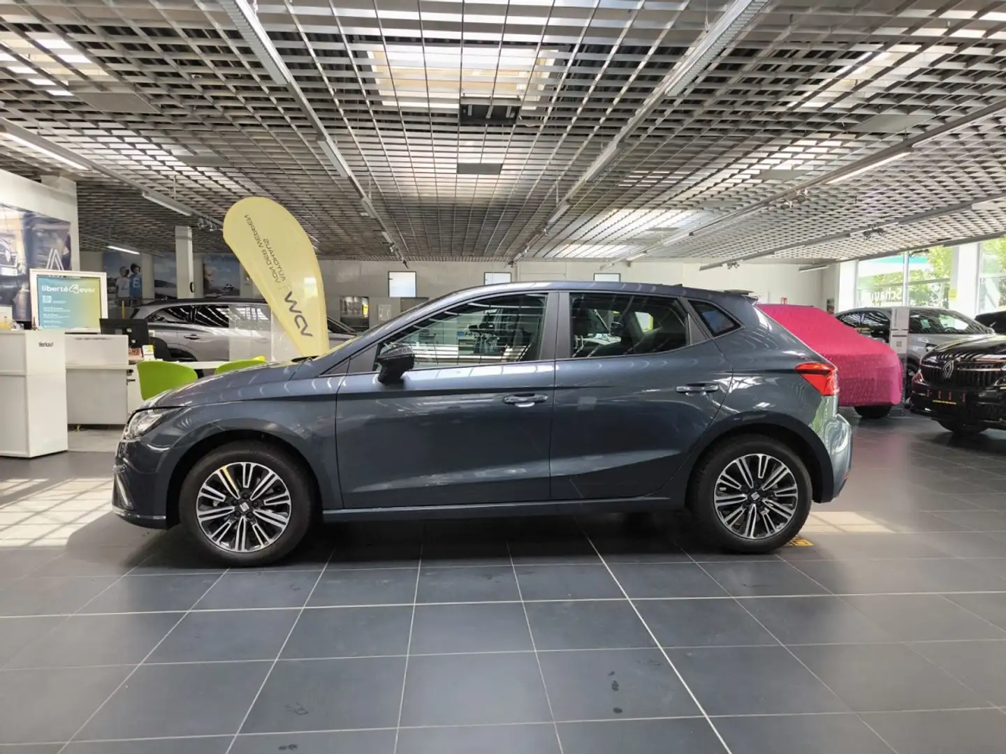 SEAT Ibiza Style Edition 1.0 TSI (115 PS) 7-Gang-DSG Klima Grau - 2