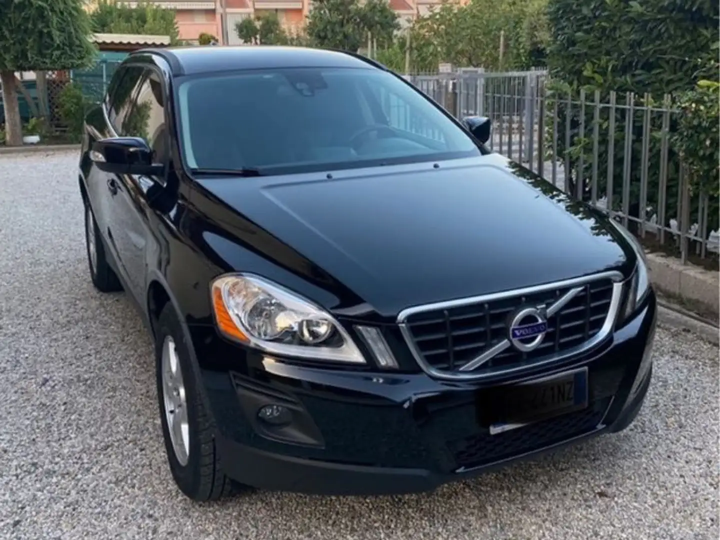 Volvo XC60 XC60 2.4D Momentum Aut. Momentum Negro - 1