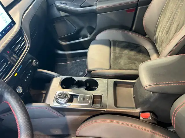 Ford Kuga view 16