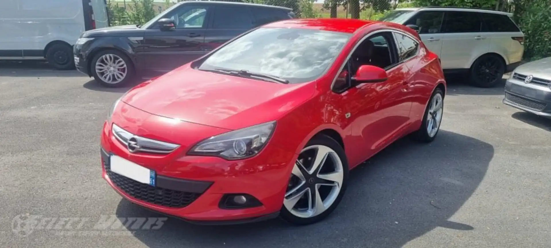 Opel Astra GTC II 2.0 CDTI 165ch Sport Pack Roşu - 1