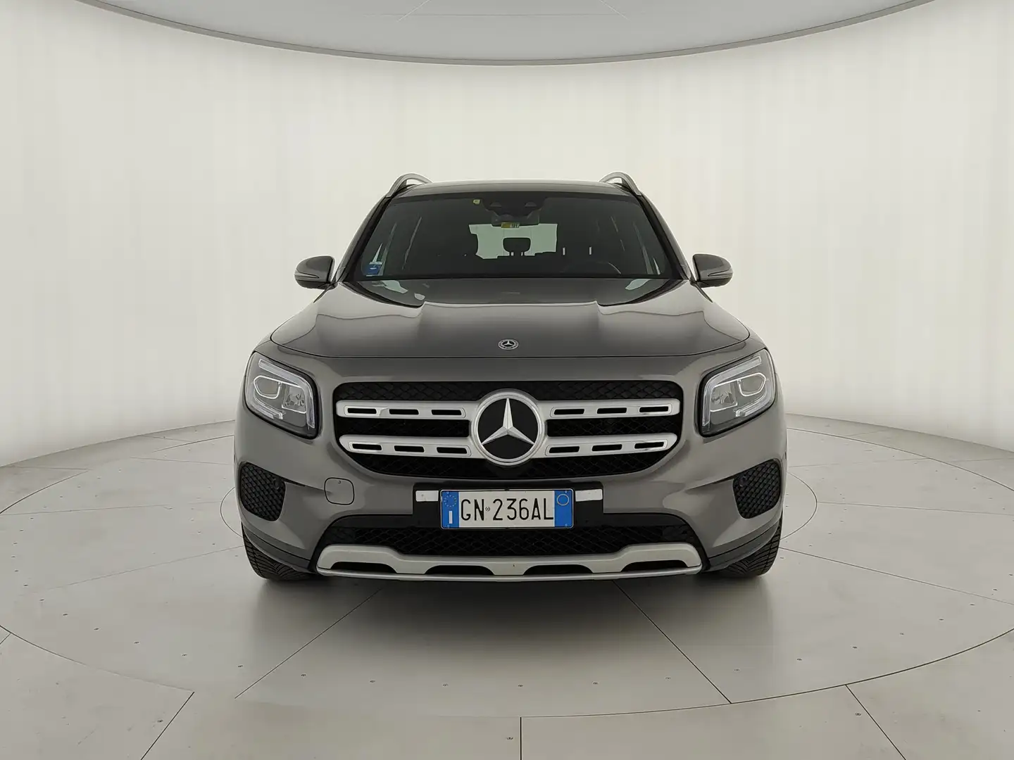 Mercedes-Benz GLB 180 Sport auto !LUCI AMBIENTE! BELLISSIMA! Серый - 2