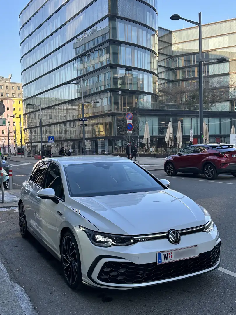 Volkswagen Golf GTD 2,0 TDI DSG - 1