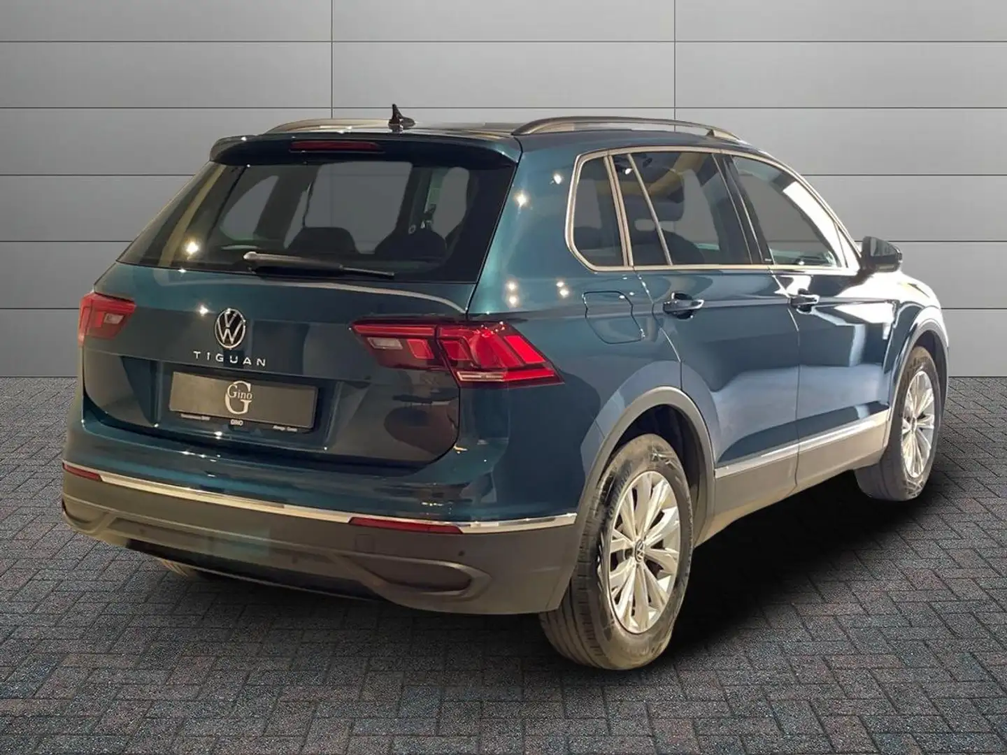 Volkswagen Tiguan 1.5 tsi life 150cv dsg Grijs - 2