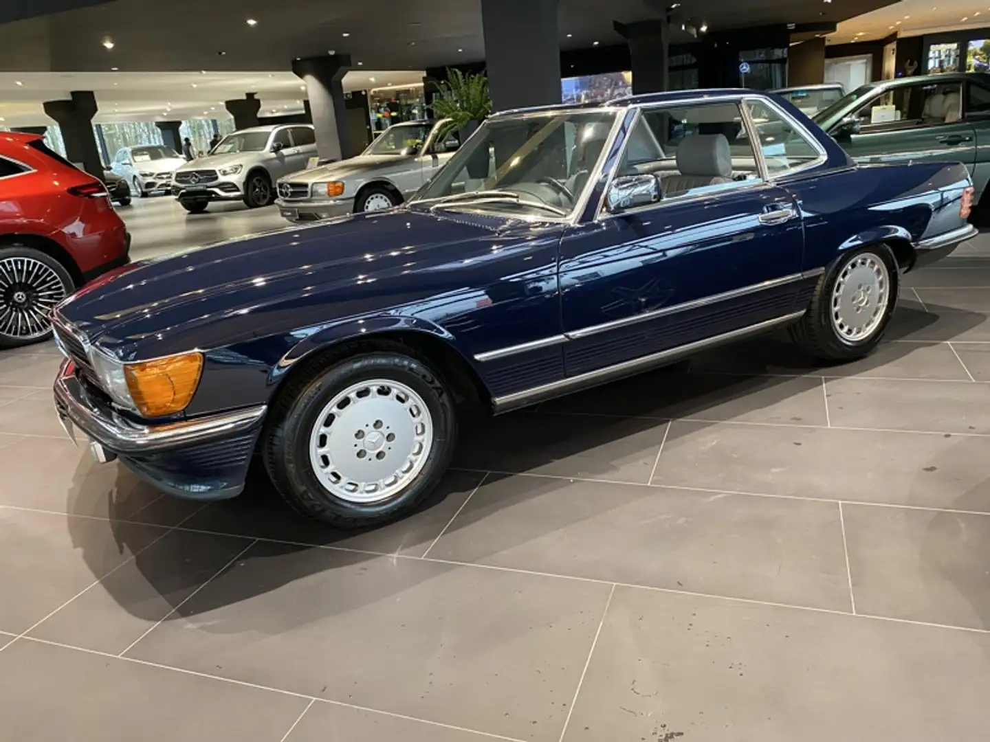 Mercedes-Benz SL 300 R107 Blauw - 1