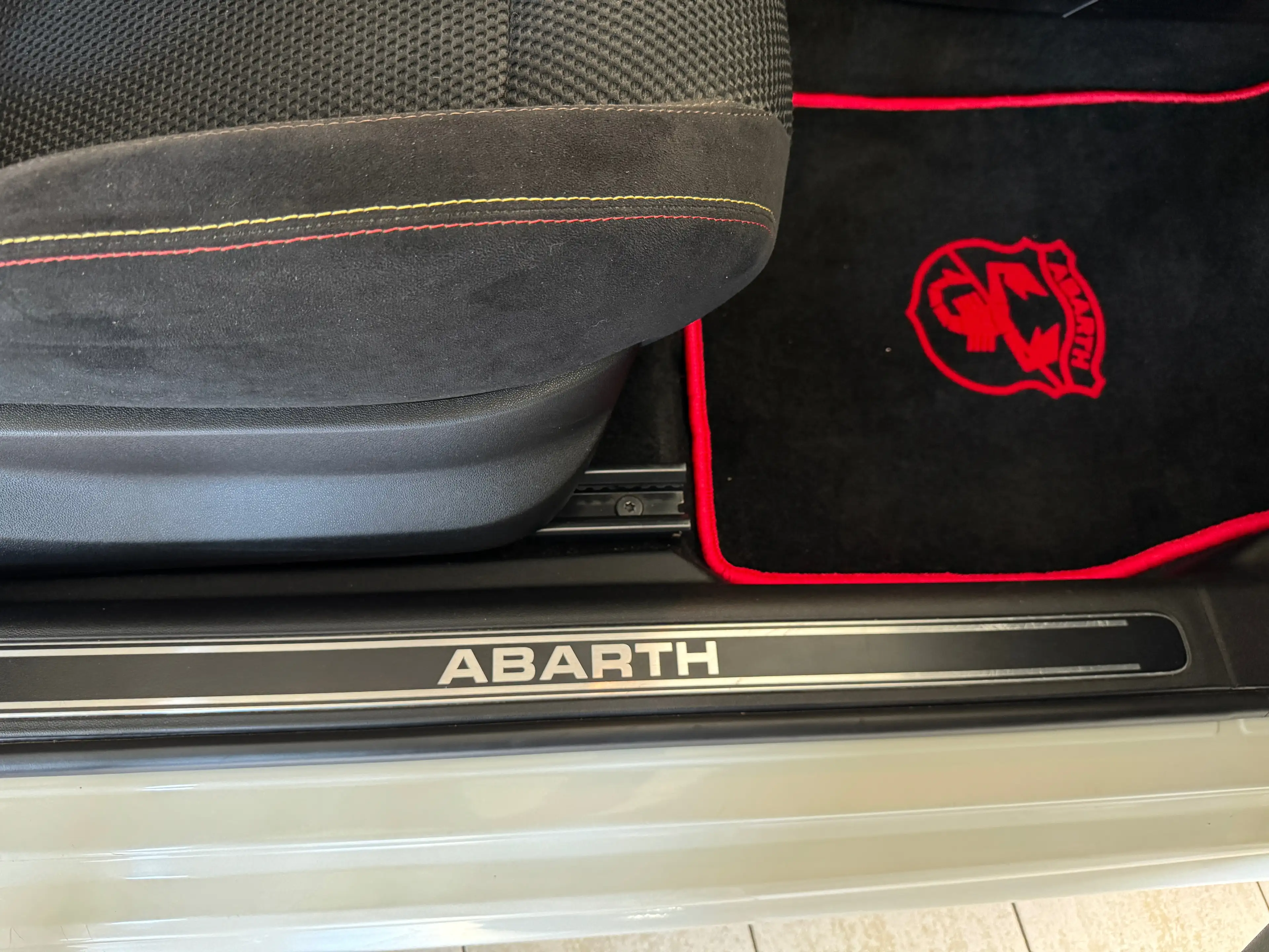 Abarth Punto EVO Basis — photo 12