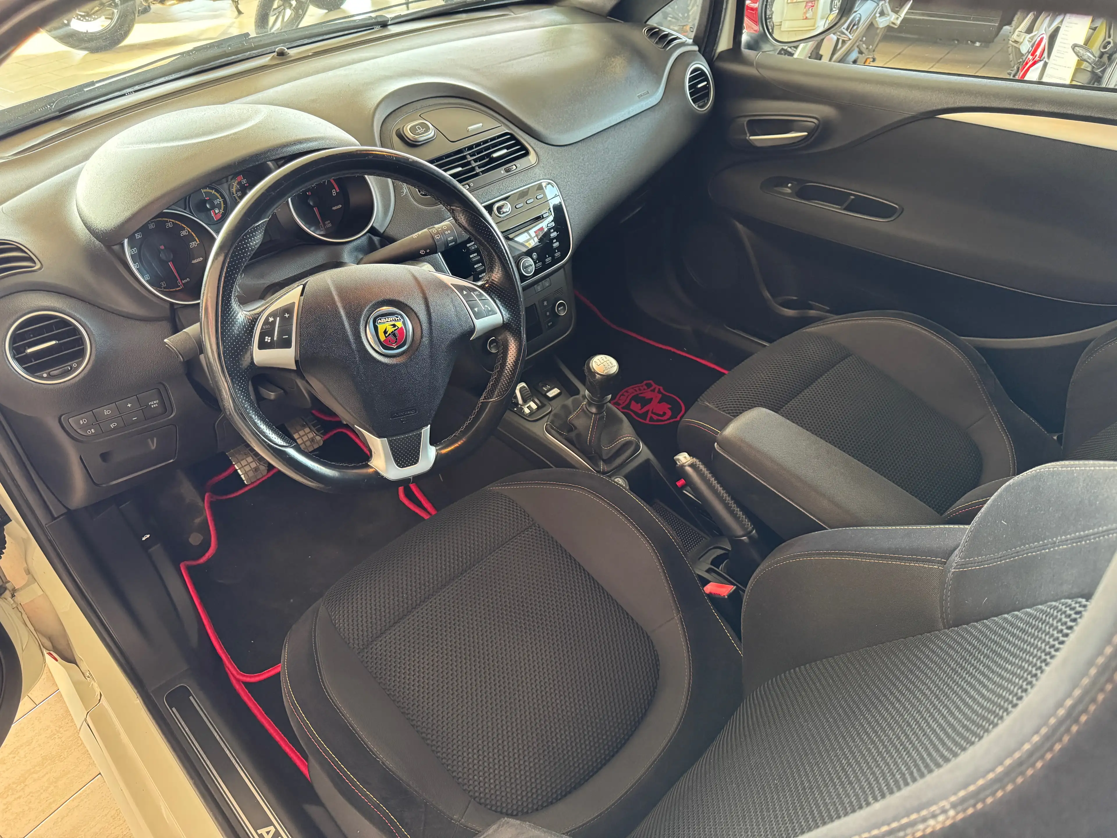 Abarth Punto EVO Basis — photo 10