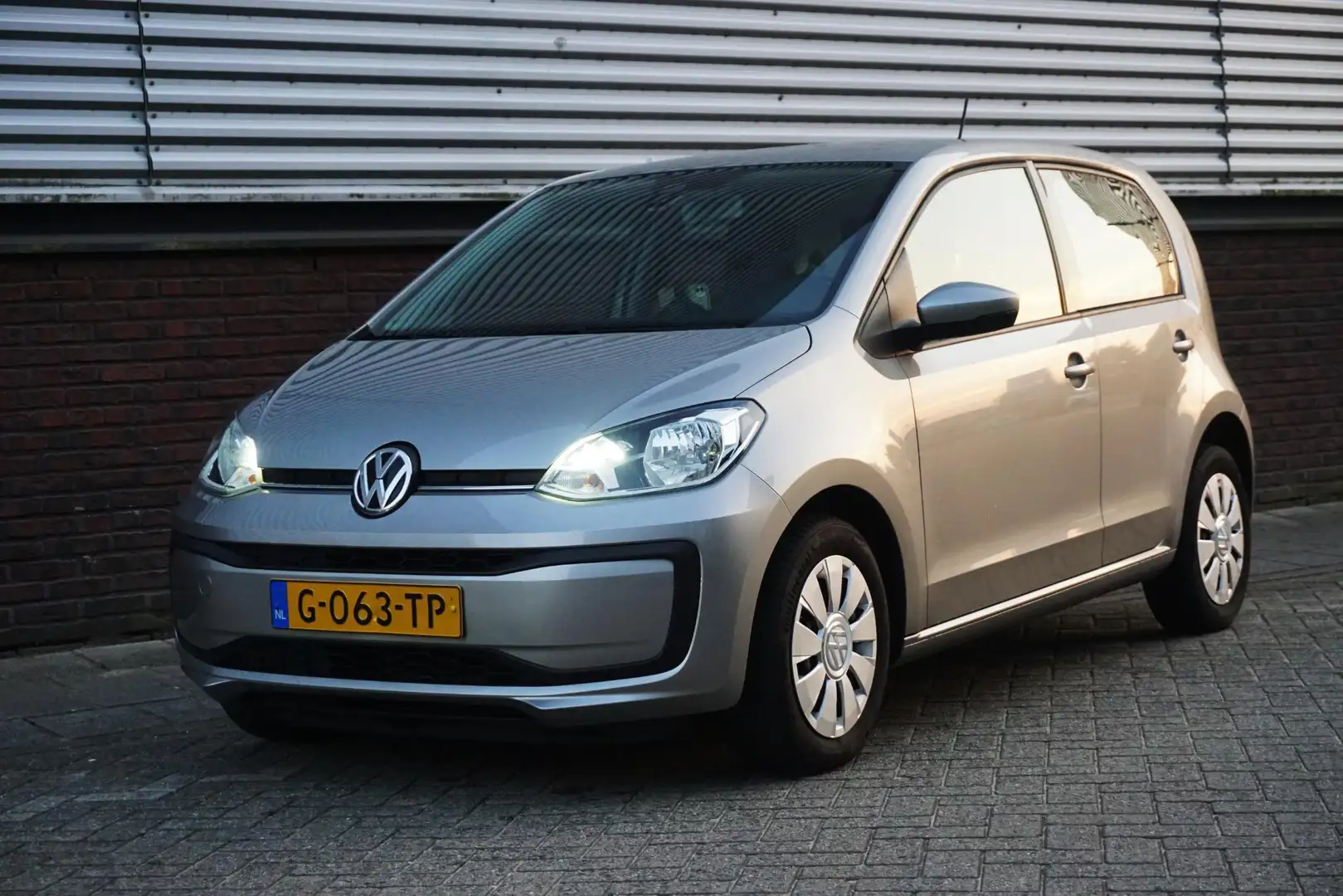 Volkswagen up! 1.0 move up!BlueMotion Executive/Dealeronderhouden Gris - 1