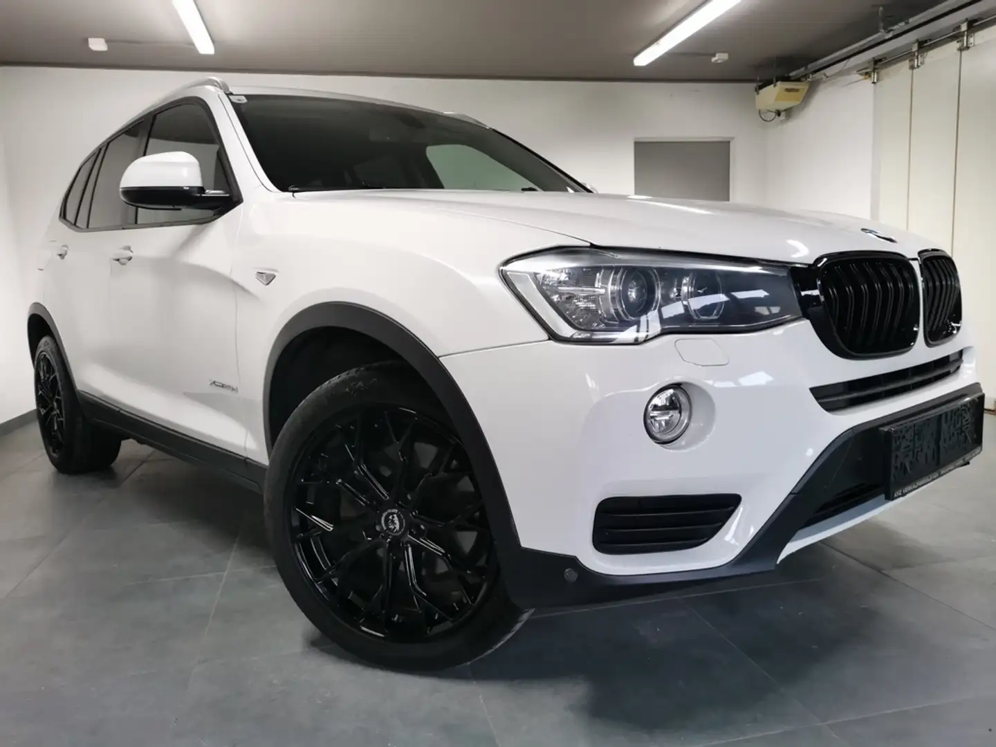 BMW X3 xDrive,Alpinweiß,el.Ahv.,Alu 19 Zoll,PDC+,Sportsitze,Tempomat Weiß - 1
