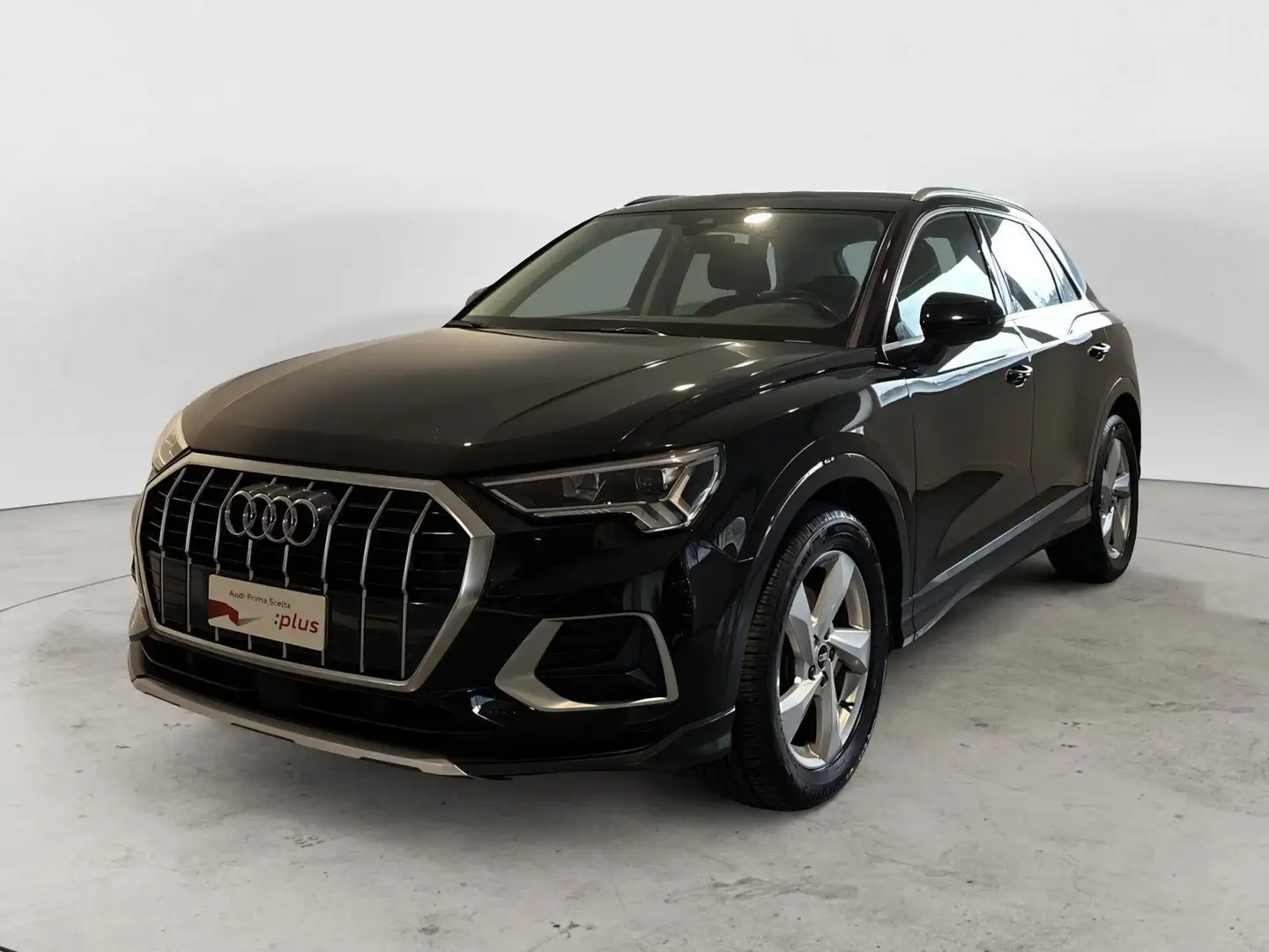 Audi Q3 Q3 35 TDI S tronic Business Advanced Zwart - 1