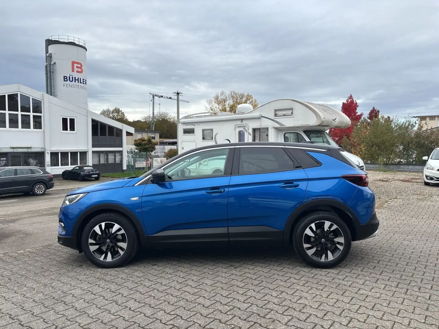 Opel Grandland Ultimate Automatik Klima Navi Einparkhilfe Blau - 2