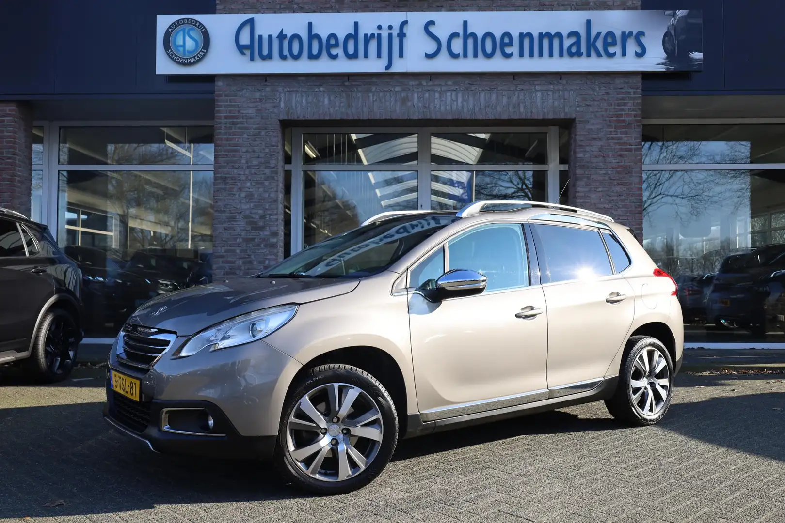 Peugeot 2008 1.6 VTi Féline PANO TREKHAAK LEER/ALCANTARA NAVI C Grijs - 1