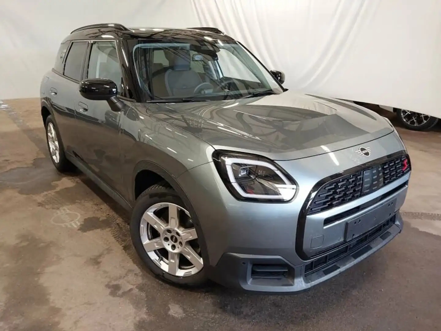 MINI Countryman S All4 Classic Trim HuD AHK Panorama Vert - 2