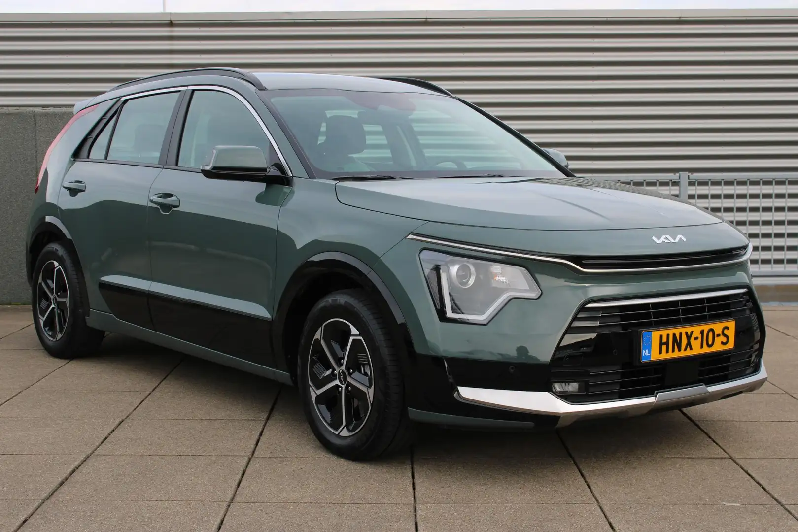 Kia Niro 1.6 GDi Hybrid DynamicLine Navigatie / Camera Vert - 2