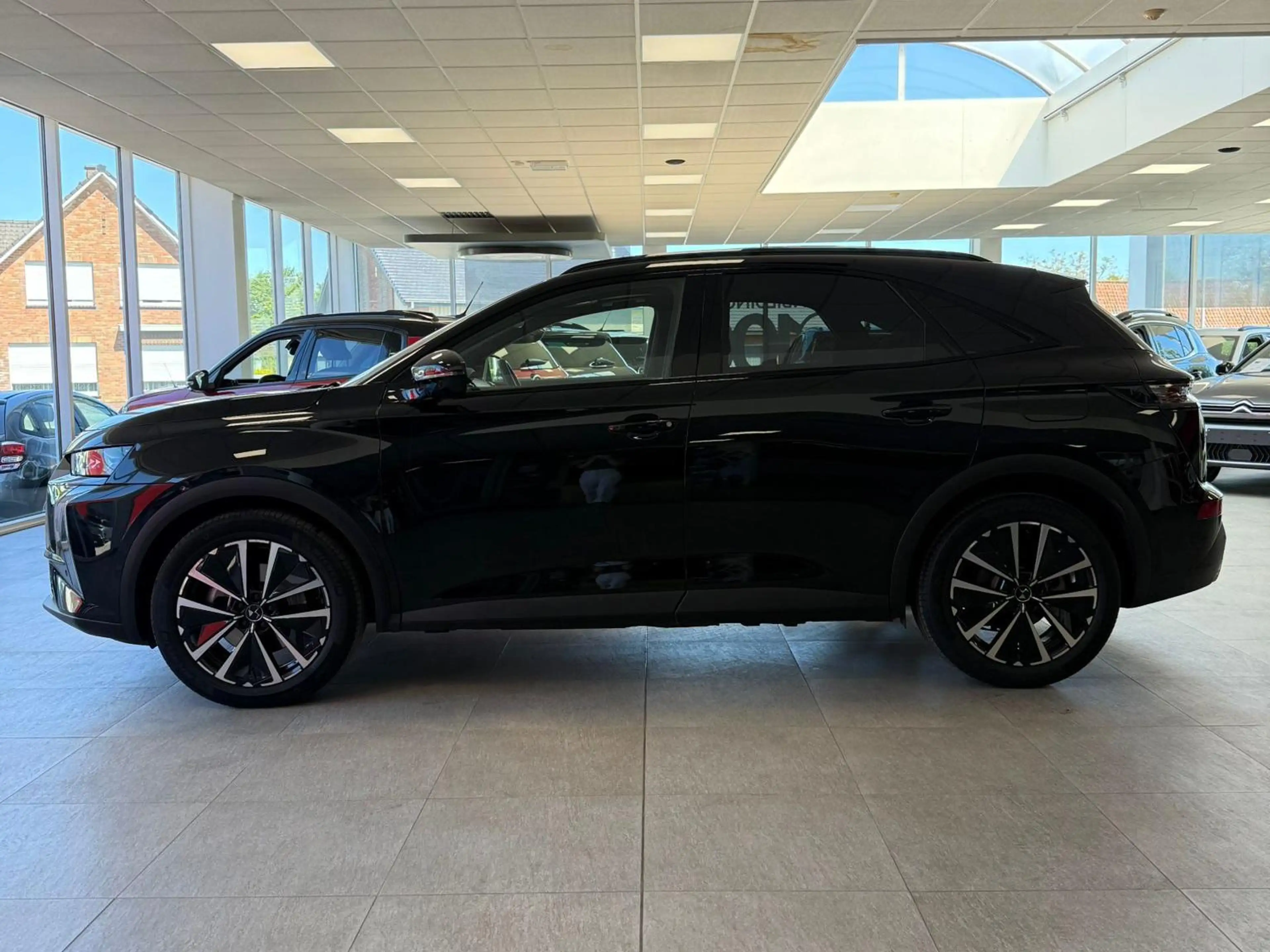 DS Automobiles DS 7 DS 7 PHEV 1.6 225 Etoile — photo 4