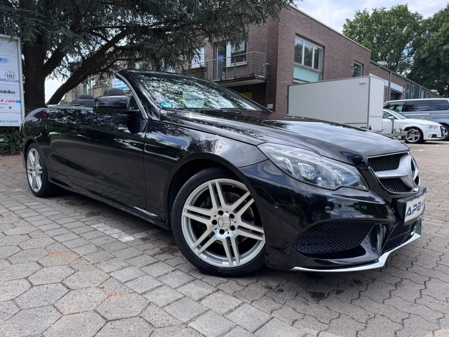 Mercedes-Benz E 200 E200 CABRIO AMG LED NAVI LEDER AIRSCARF SCHECKH. Negro - 1
