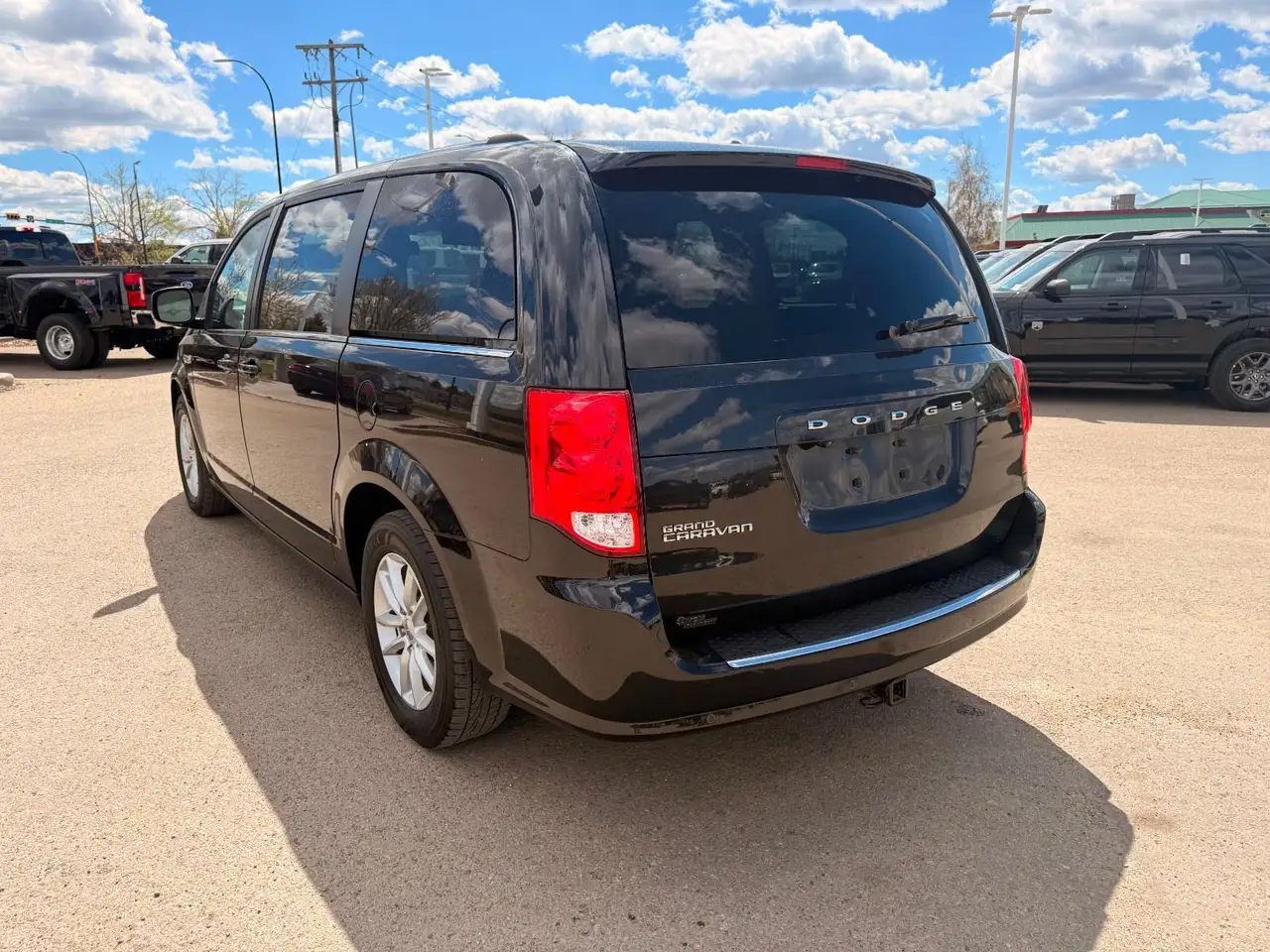 Dodge Grand Caravan снимка Dodge Grand Caravan