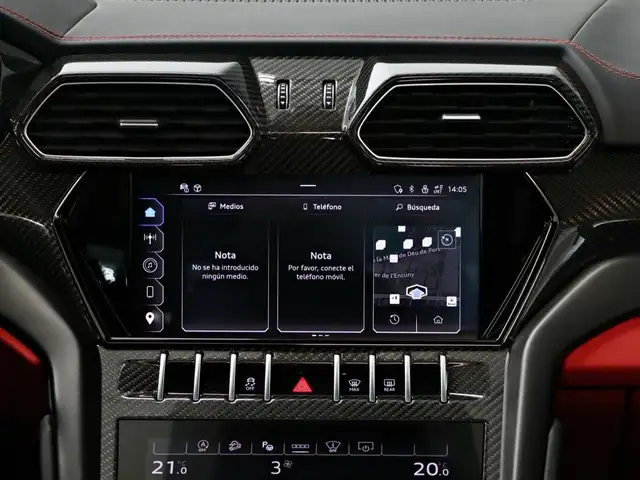 Lamborghini Urus view 9