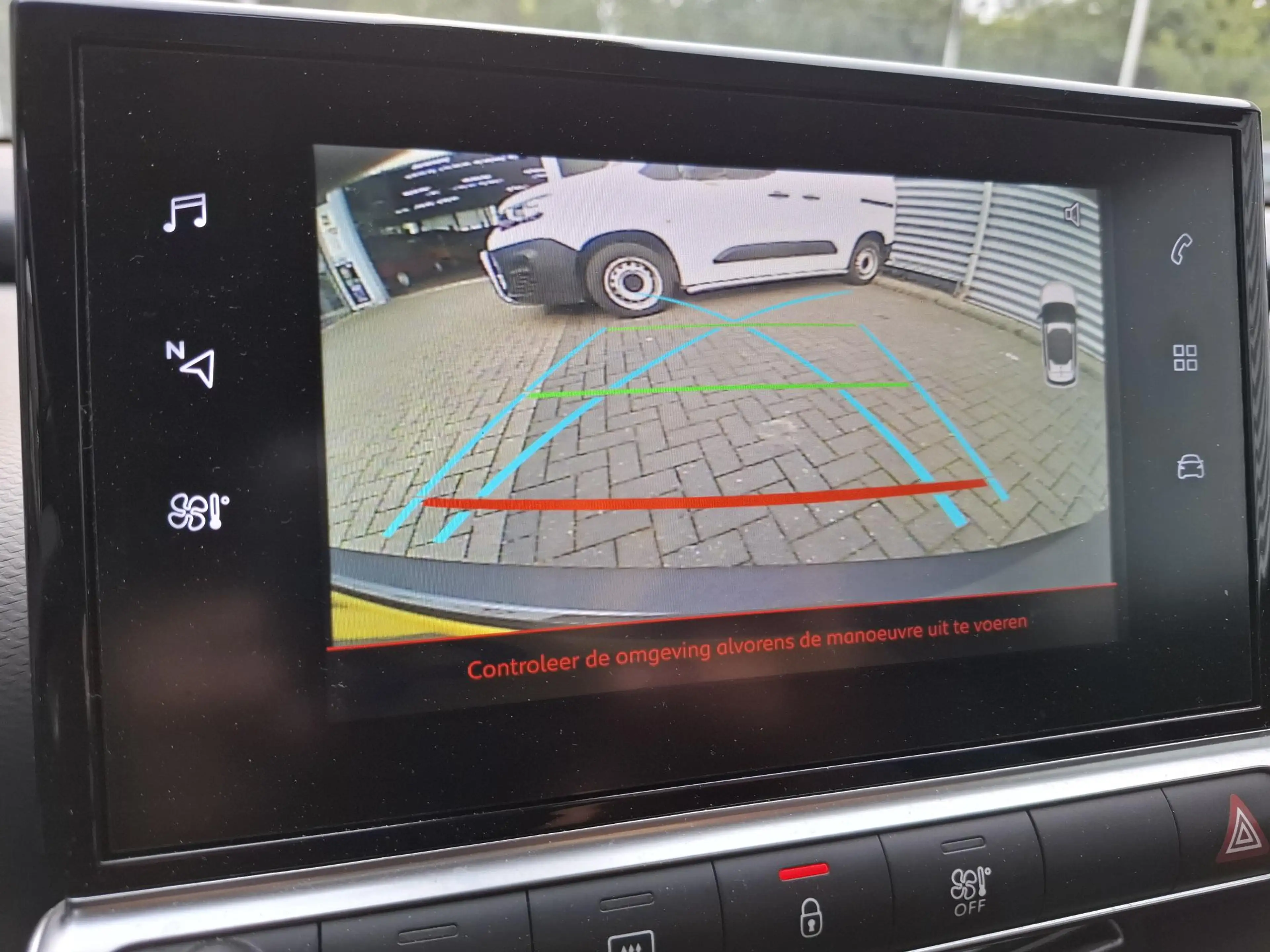 Citroen C4 Cactus 1.2 110 Shine Nav/Clim/Cam — photo 14
