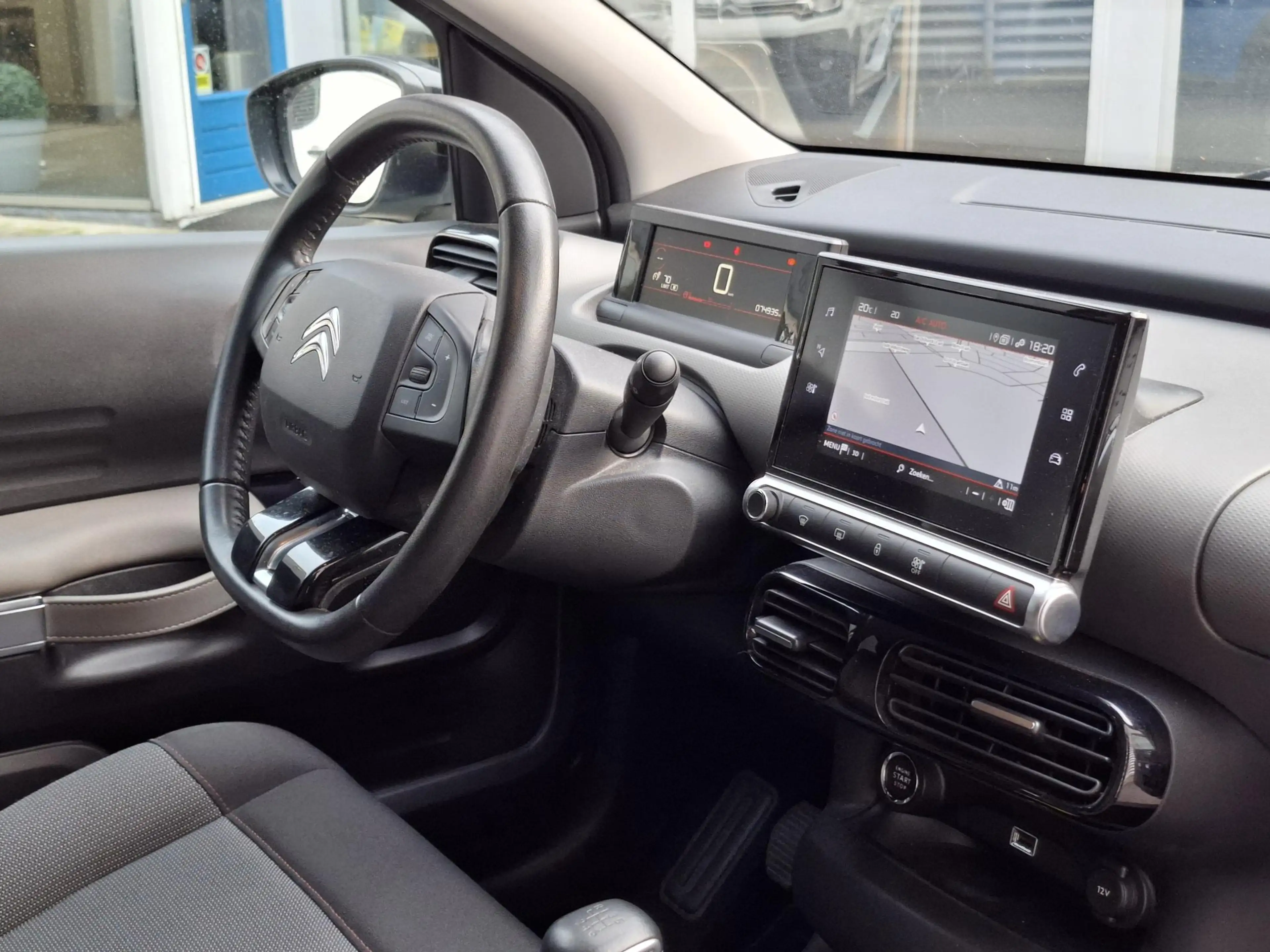 Citroen C4 Cactus 1.2 110 Shine Nav/Clim/Cam — photo 12