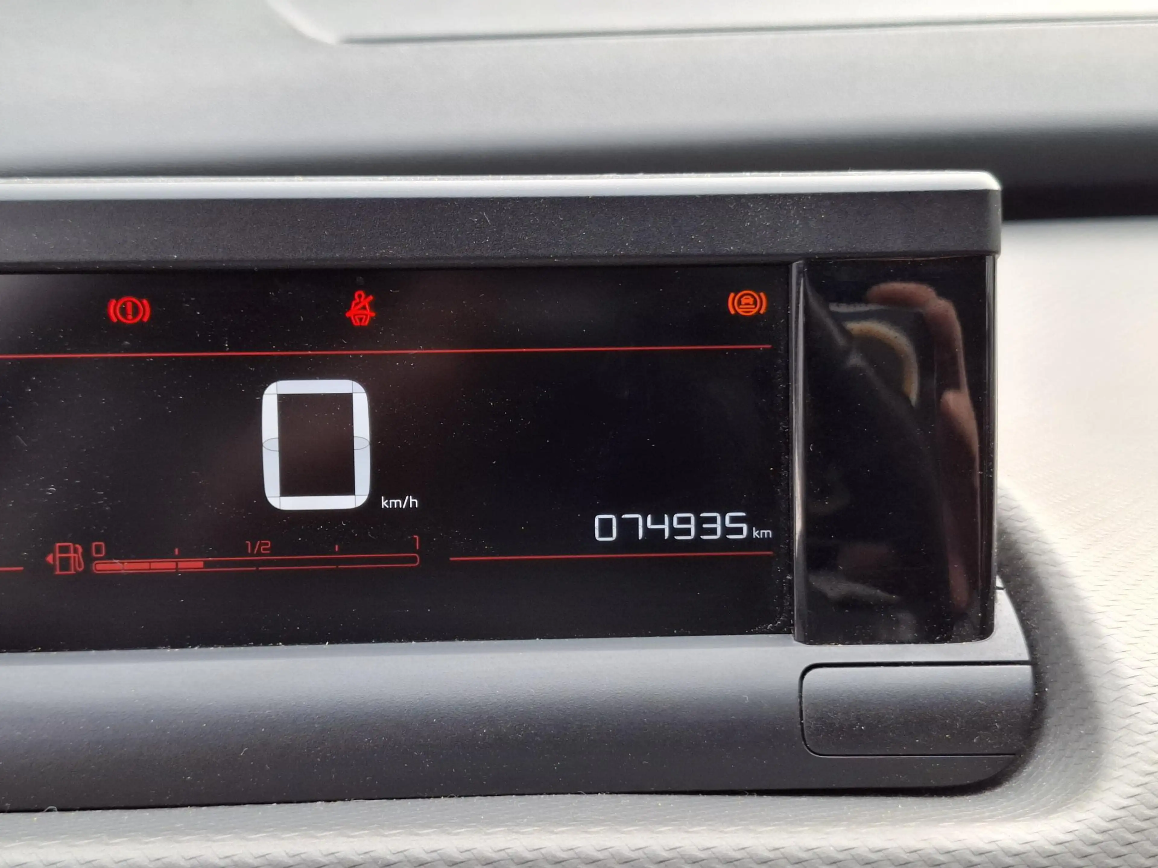Citroen C4 Cactus 1.2 110 Shine Nav/Clim/Cam — photo 11