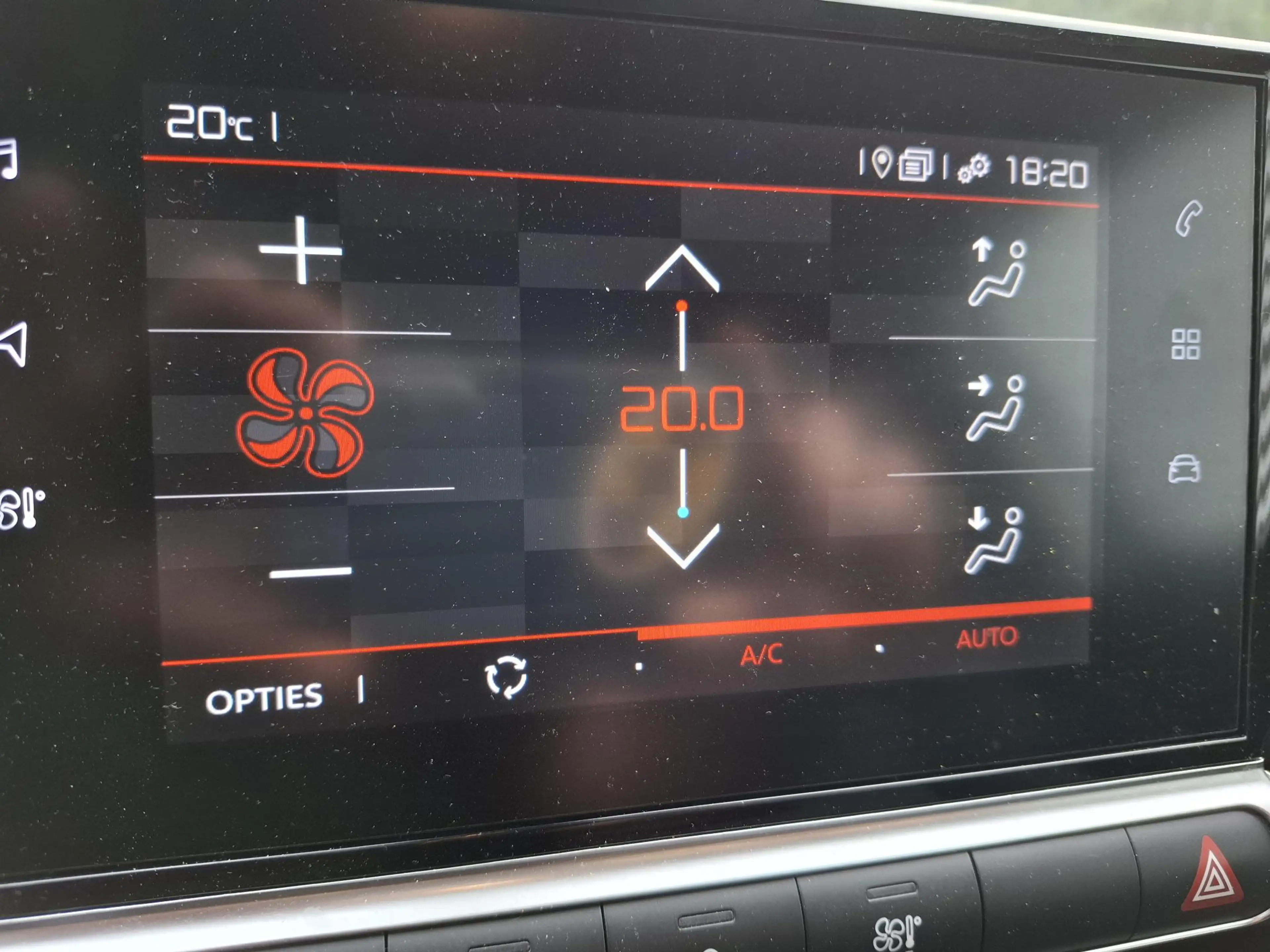 Citroen C4 Cactus 1.2 110 Shine Nav/Clim/Cam — photo 15