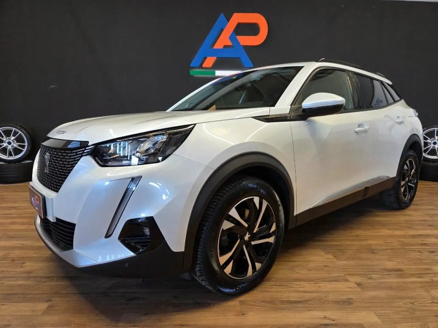 Peugeot 2008 BlueHDi 130 S&S EAT8 Allure Bianco - 1