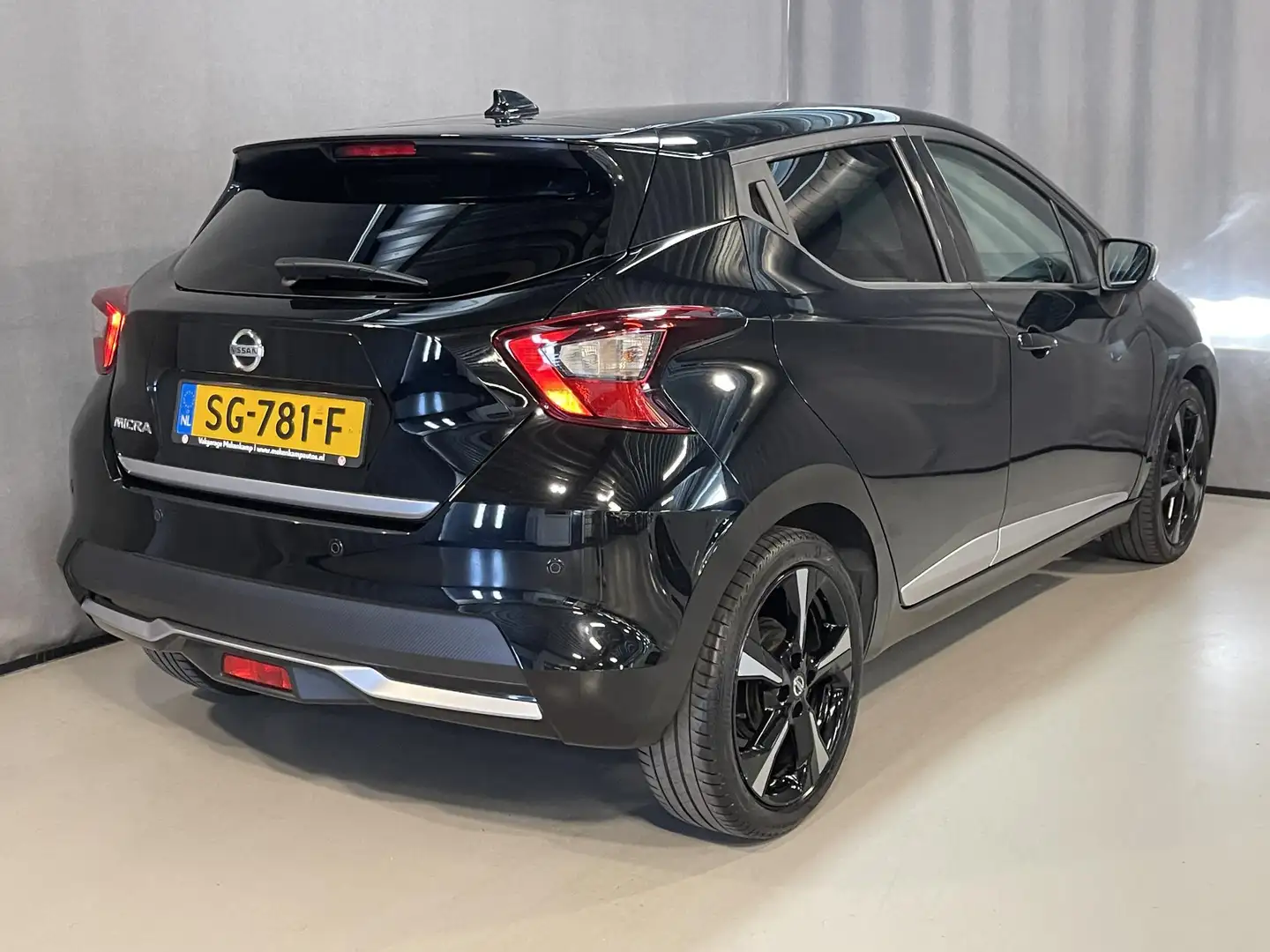 Nissan Micra 0.9 IG-T N-Connecta 17''/360 Camera/Dodehoek/Bose/ Black - 2