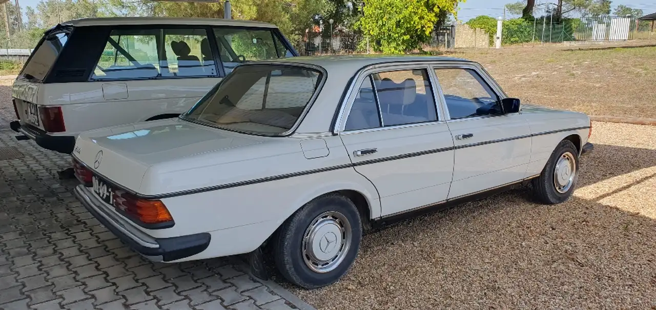 Mercedes-Benz 200 W 123, foto 5