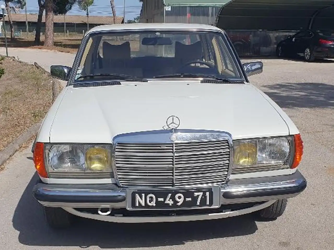 Mercedes-Benz 200 W 123, foto 3