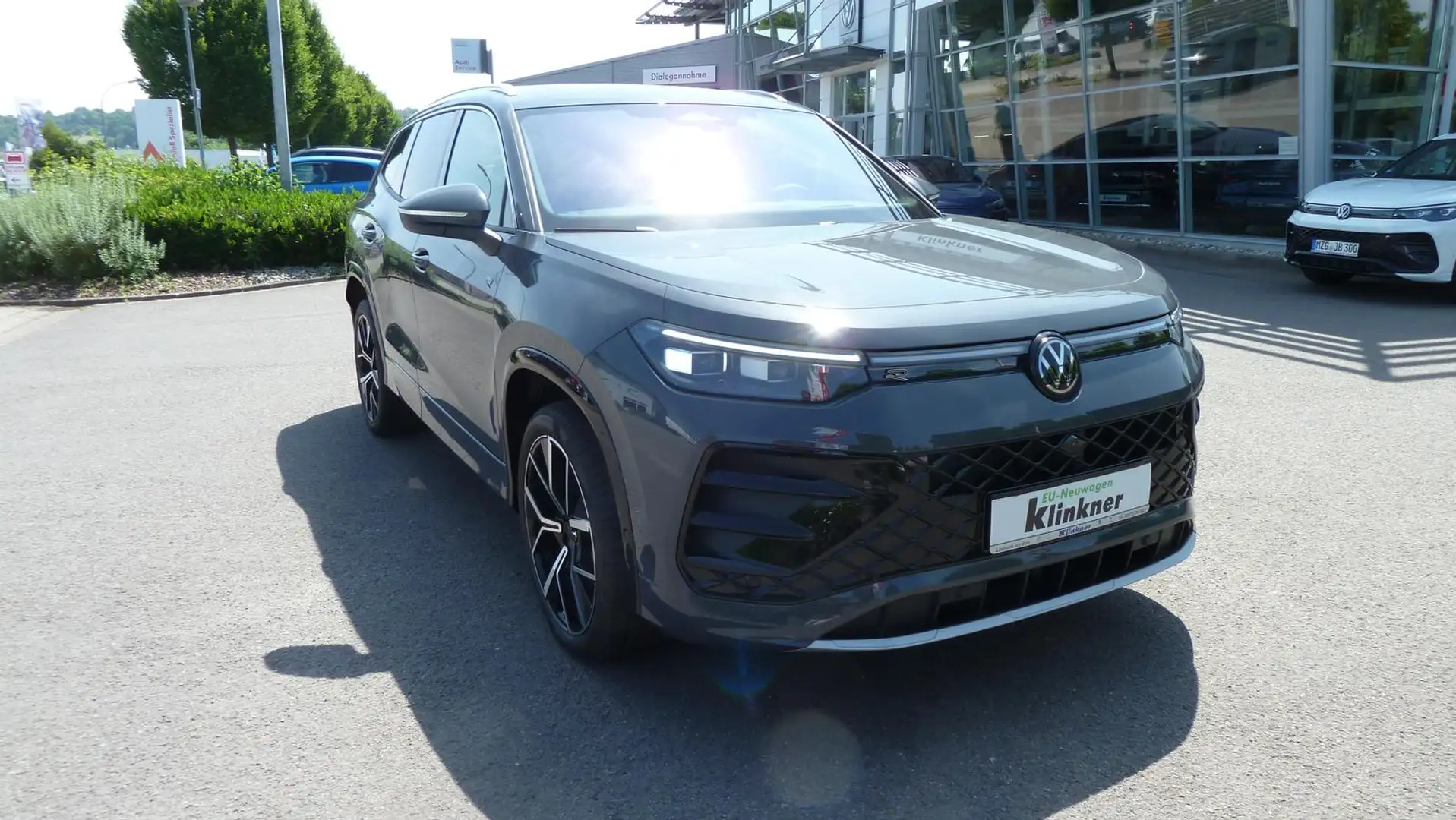 Volkswagen Tayron 2.0 TDI 2.0 TDI 142 kW 4Motion R-Line Gris - 2