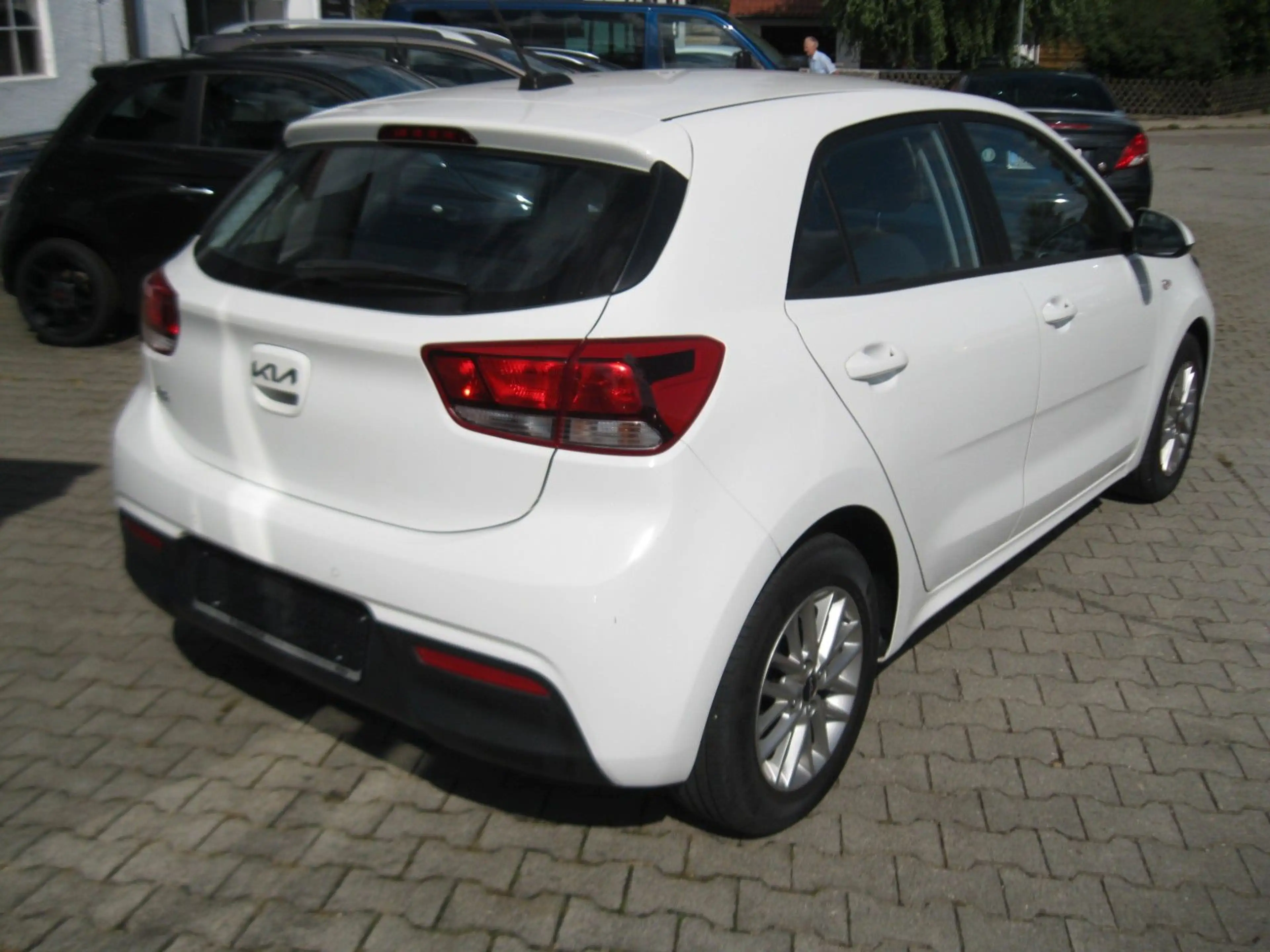 Kia Rio 1.2 Titanium 5-türig — photo 7