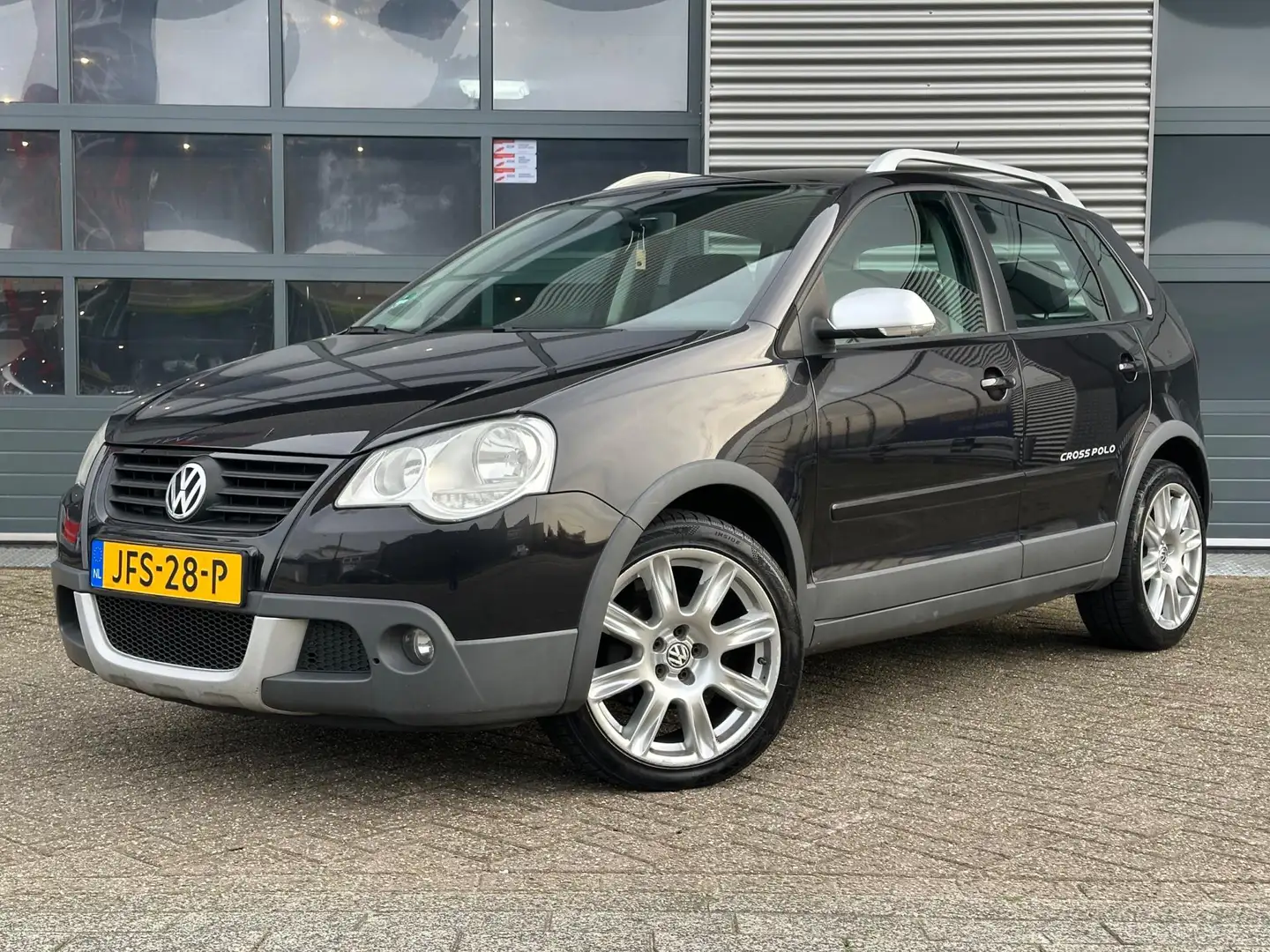 Volkswagen Polo 1.4-16V Sportline | Airco | Stoelverwarming | Elec Noir - 1