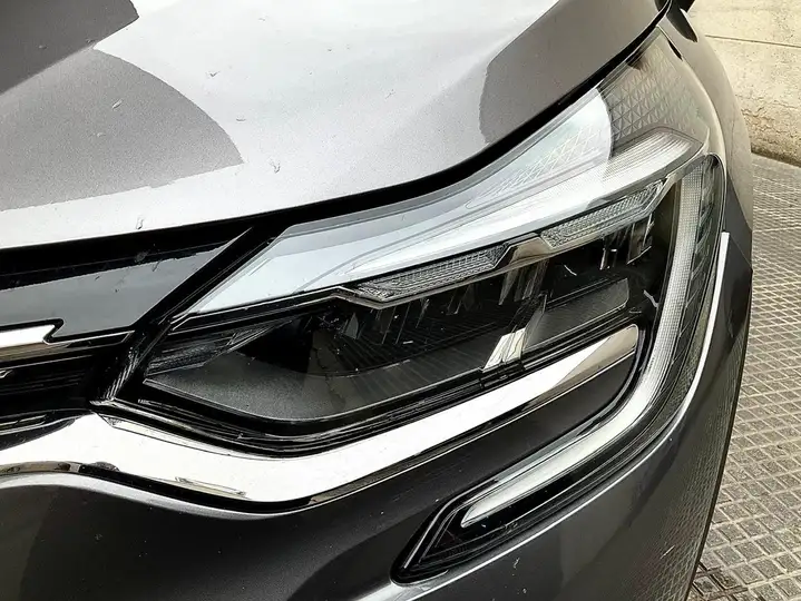 Renault Captur 2023, foto 11