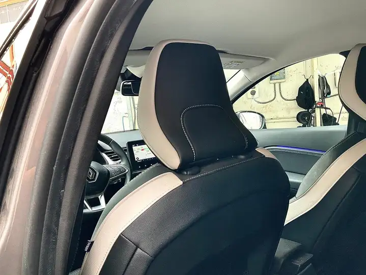 Renault Captur 2023, foto 17