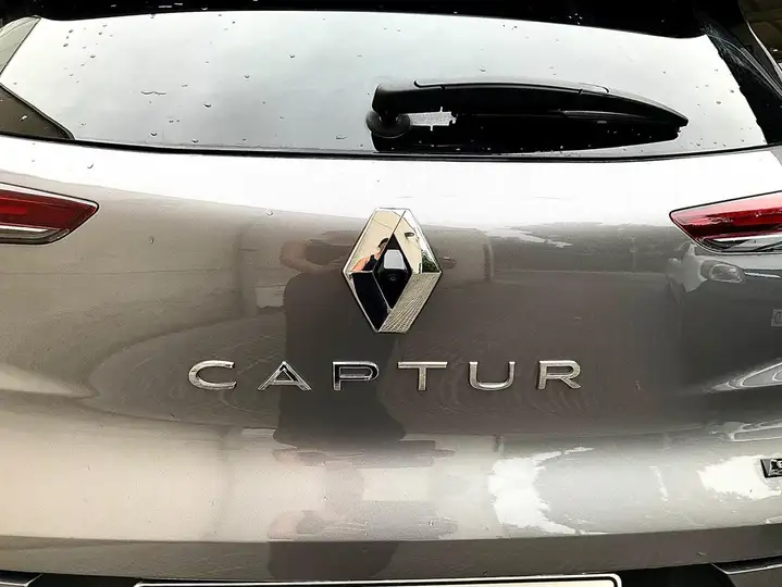 Renault Captur 2023, foto 14