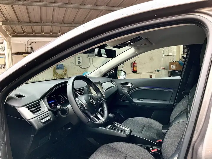 Renault Captur 2023, foto 16