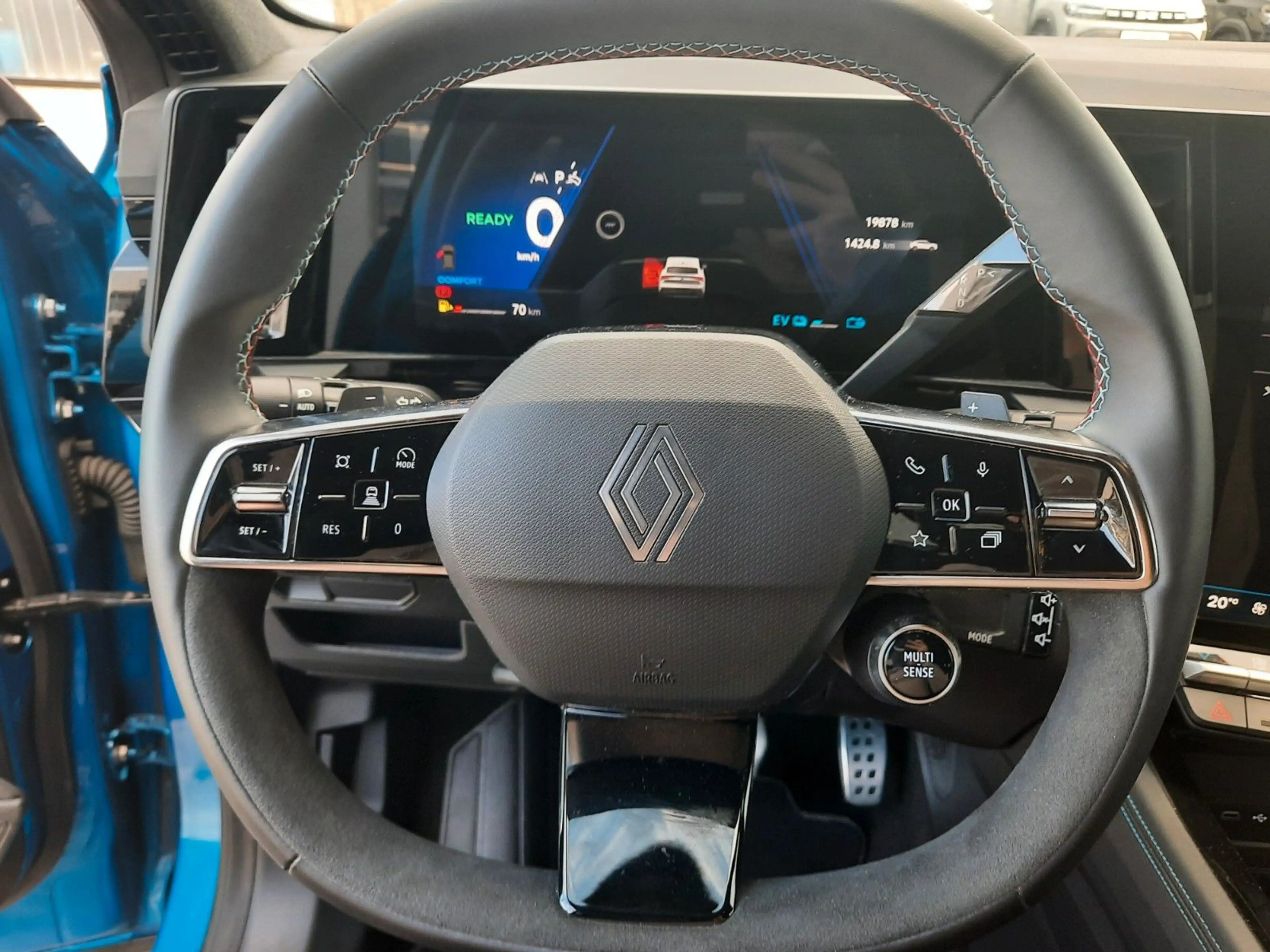 Renault Rafale E-Tech Esprit Alpine Full Hybrid 200 — photo 13