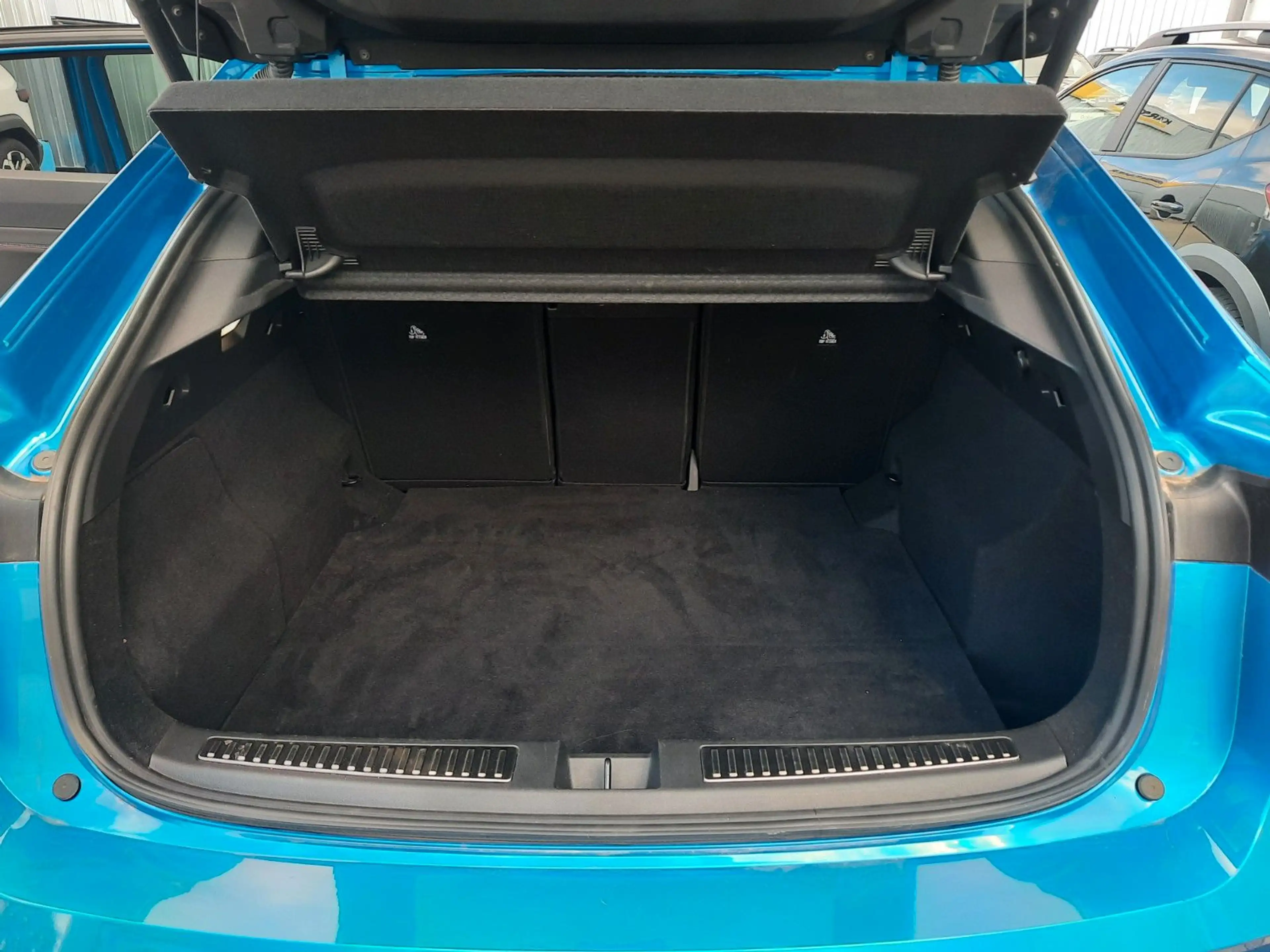 Renault Rafale E-Tech Esprit Alpine Full Hybrid 200 — photo 10