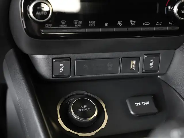 Toyota Yaris view 15